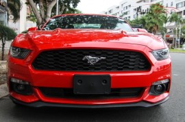 Cận cảnh Ford Mustang 2015 tại Việt Nam
