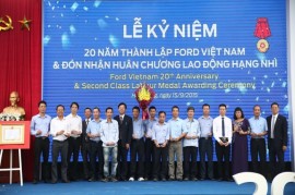 Ford Việt Nam nhận huân chương lao động hạng nhì