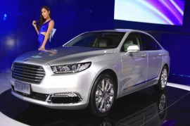 Ford Taurus 2016 là mẫu xe sang có giá khoảng 885 triệu đồng tại Châu Á