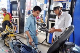 Xăng lại giảm từ 15h ngày 19/8