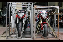 Đập thùng bộ đôi Honda CB1000R 2015 tại Việt Nam