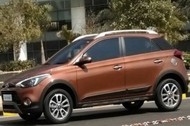 Crossover Hyundai i20 Active mới lộ diện