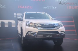Isuzu mu-X, xe 7 chỗ giá 899 triệu đồng chính thức mắt tại Việt Nam