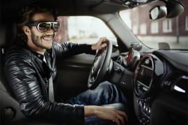 Kính thiết bị định vị cho tài xế