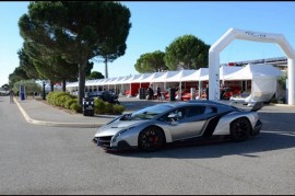 Lamborghini Veneno - một cặp hàng hiếm cùng hội ngộ