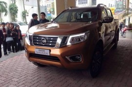 Nissan Navara 2015 bất ngờ xuất hiện tại Hà Nội