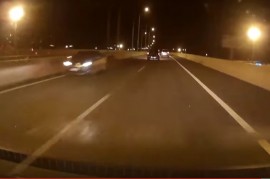 Kinh hoàng ô tô đi ngược chiều trên cao tốc Long Thành - Dầu Giây