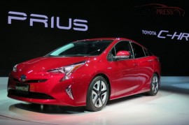Toyota ra mắt Prius 2016 tại Tokyo