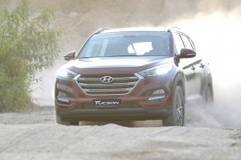 Hyundai Tucson 2016 có giá từ 925 triệu tại Việt Nam