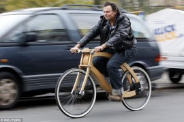 Xe đạp điện bằng gỗ có giá bằng chiếc SH