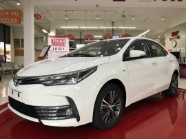 Cận cảnh Toyota Corolla Altis 2.0V giá 925 triệu đồng
