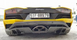 Lamborghini Aventador S đầu tiên và duy nhất của Việt Nam ra biển trắng