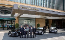 Mercedes-Benz Việt Nam bàn giao lô xe sang E-Class cho khách sạn InterContinental Saigon