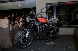 Kawasaki bất ngờ giới thiệu Z900RS và Ninja 400 tại Việt Nam
