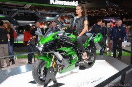 Kawasaki H2 SX với động cơ siêu nạp tại EICMA 2017