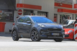 Kia Sportage 2019 lộ diện hoàn toàn tại Nurburgring