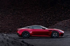 Aston Martin DBS Supperleggera 2019 chính thức được ra mắt