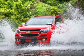 Chevrolet Trailblazer và Colorado cân mùa mưa bão