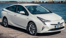 Triệu hồi gần 1 triệu xe Toyota Prius vì nguy cơ cháy nổ