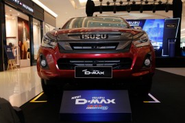 Mẫu xe bán tải D-MAX 2018 được ISUZU ra mắt, giá từ 650 triệu đồng