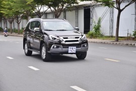 Isuzu tổ chức lái thử mu-X và D-max 2019 tại Sài Gòn