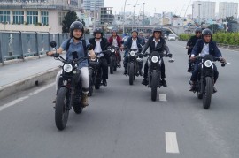 Hàng trăm xe mô tô cổ điển quy tụ dưới bộ Vest lịch lãm tại DGR 2018