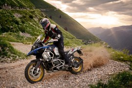 BMW R 1250 GS Adventure 2019 trình làng với loạt nâng cấp mới