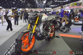 Nakedbike Yamaha MT-15 2019 giá từ 2.990 USD