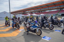 Trải nghiệm đường đua Đại Nam với BMW Motorrad Việt Nam