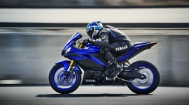 Yamaha YZF-R3 2019 hấp dẫn hơn với gói phụ kiện chính hãng