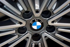 Hãng ô tô BMW đối diện án phạt về khí thải