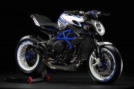 MV Agusta Dragster 800 RR Pirelli sẽ ra mắt trong tháng 3/2019