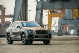 Bentley Bentayga V8 bản giới hạn kỷ niệm 100 năm đầu tiên tại Việt Nam