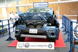 Subaru Forester hoàn toàn mới giành giải thưởng Grand Prix