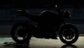 Lộ teaser Triumph Street Triple 765 RS 2020 với thiết kế đèn pha mới