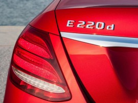 Mercedes-Benz bị phạt gần 1 tỷ USD do vi phạm luật khí thải