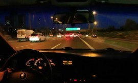 Những mẹo vặt chống buồn ngủ hiệu quả khi lái xe vào ban đêm