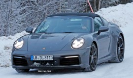Porsche 911 Targa chạy thử trong thời tiết lạnh giá