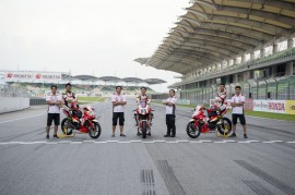Nhìn lại một năm thành công của Honda Racing Vietnam