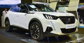 Peugeot 2008 thế hệ thứ 2 ra mắt tại Singapore Motor Show