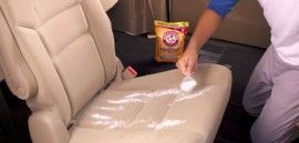 Mẹo vệ sinh nội thất ô tô nhanh gọn tiết kiệm tiền đến garage