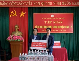Toyota Việt Nam hỗ trợ trang thiết bị phòng chống Covid-19 cho tỉnh Vĩnh Phúc