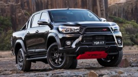Toyota GR Hilux đối thủ cạnh tranh mới của Ford Ranger Raptor?
