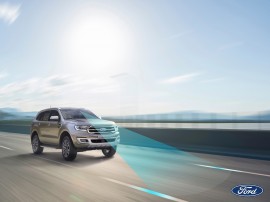 Công nghệ kết nối giúp xe hơi ngày càng tiện nghi và an toàn hơn