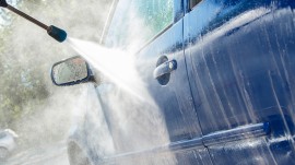 Những sai lầm nên tránh khi rửa ô tô tại nhà