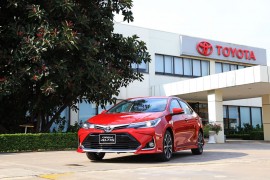 Toyota Corolla Altis 2020 giảm giá bán, tăng tiện nghi