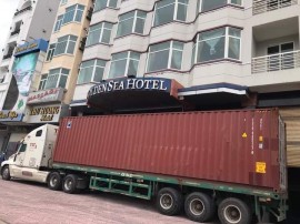 Nhà giàu Đà Nẵng dùng container chống siêu bão số 9