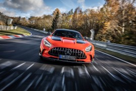 Mercedes-AMG GT Black Series 2021 bán ra từ năm sau, giá 325.000 USD