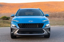 Hyundai Kona 2022 ra mắt tại Mỹ với 2 biến thể chạy điện và xăng