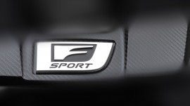 Lexus hé lộ hình ảnh về mẫu IS F Sport mới